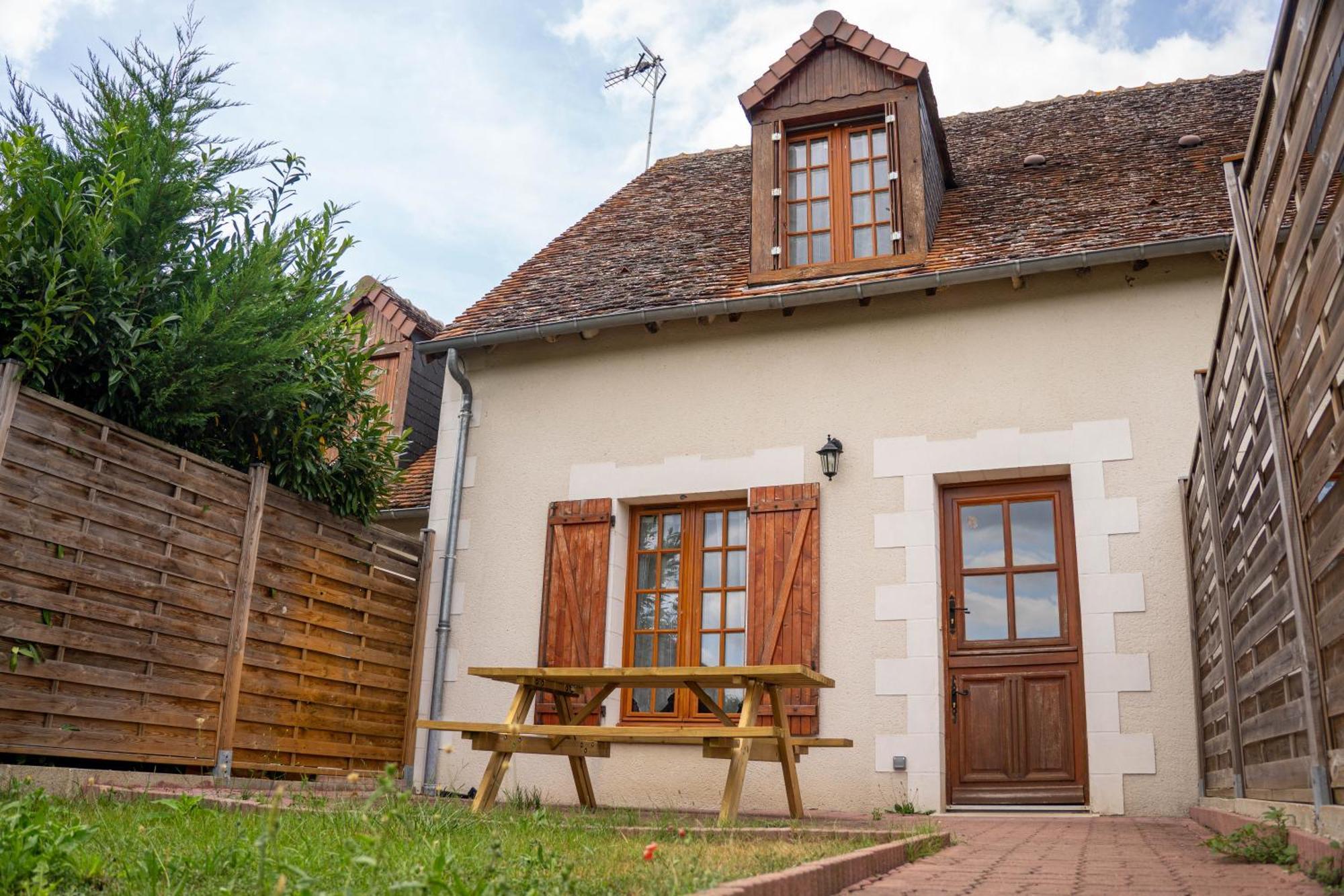 Les Terrasses Des Rossignols Villa Chémery Exteriör bild